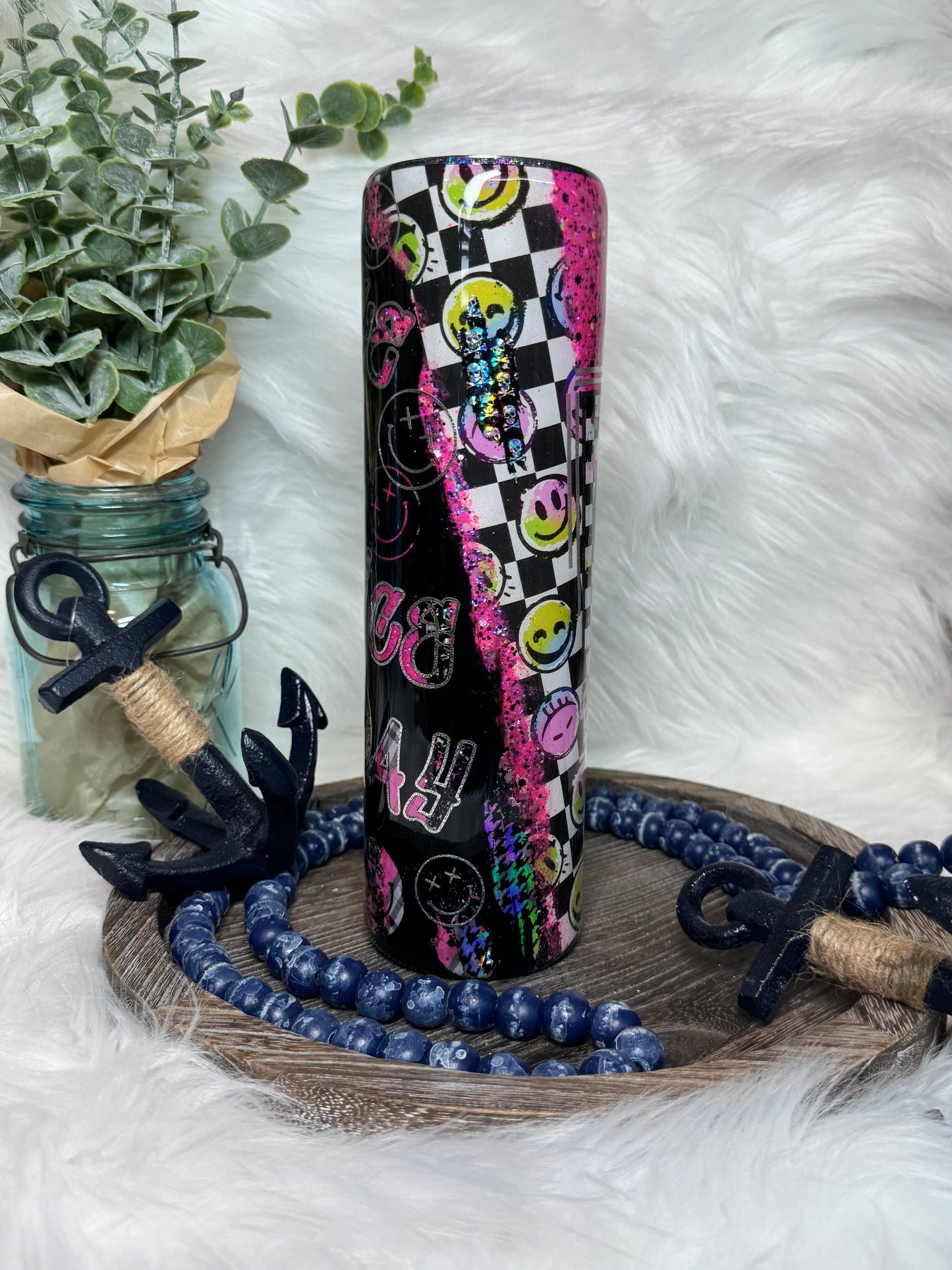 32 oz tipsy magnolia peekaboo smiley face grunge