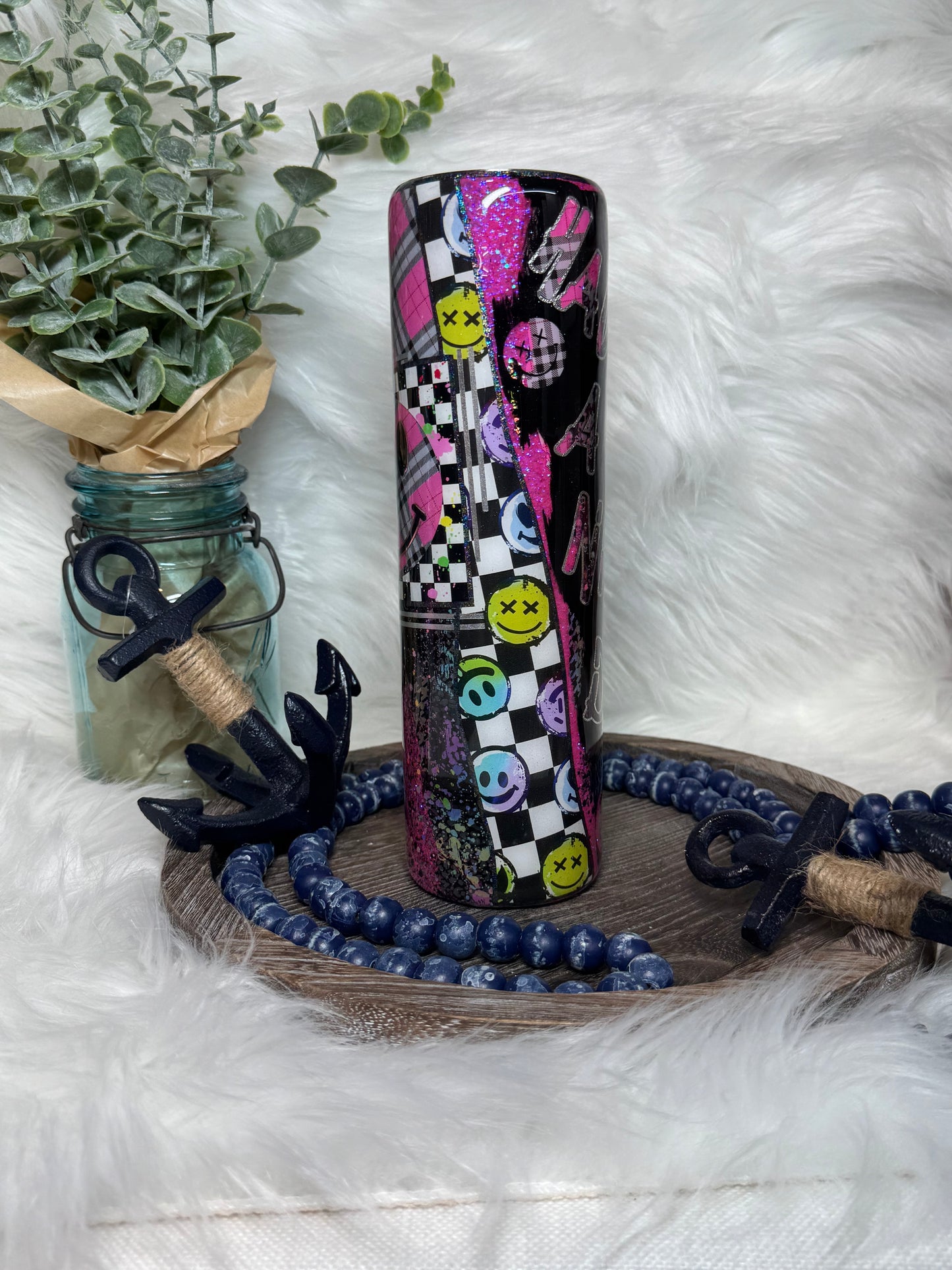 32 oz tipsy magnolia peekaboo smiley face grunge