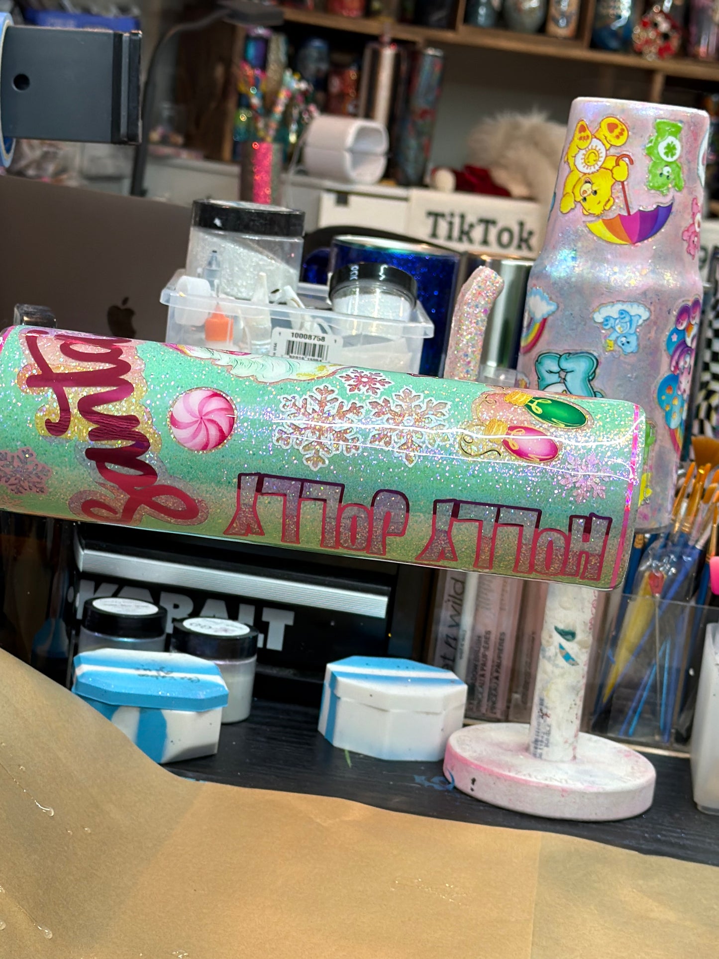 32 tipsy Minty Pink peekaboo