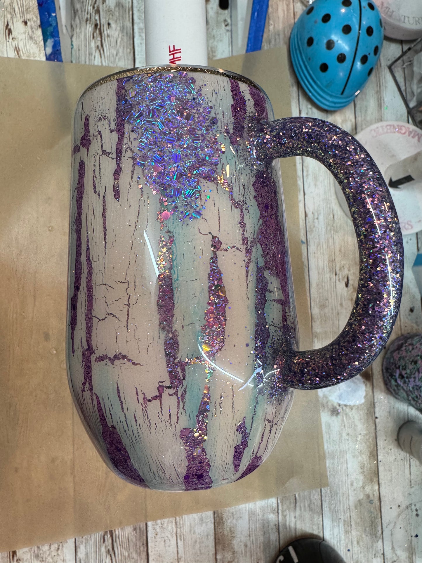 16 oz blue/purple crackle hummingbird coffee cup