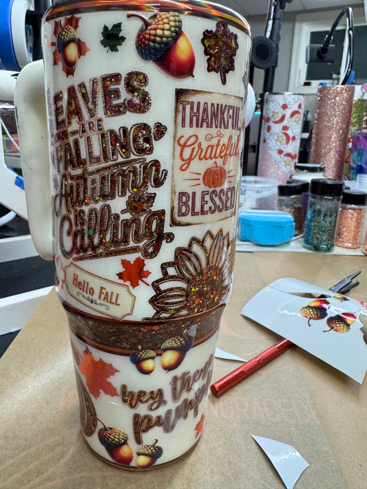 30 oz  grippy decaled peekaboo FALL